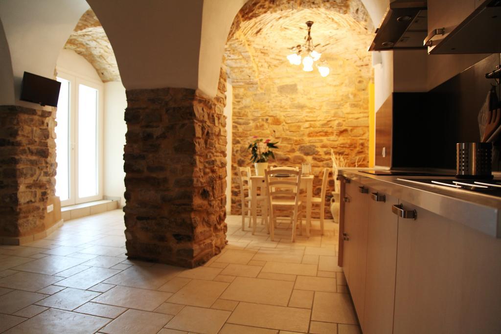 Agriturismo Il Vecchio Mulino Terzorio الغرفة الصورة